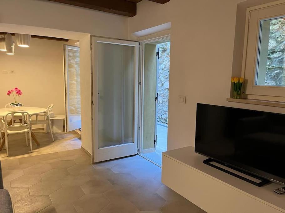 Apartament Charme In Centro With Private Parking Ascoli Piceno Zewnętrze zdjęcie