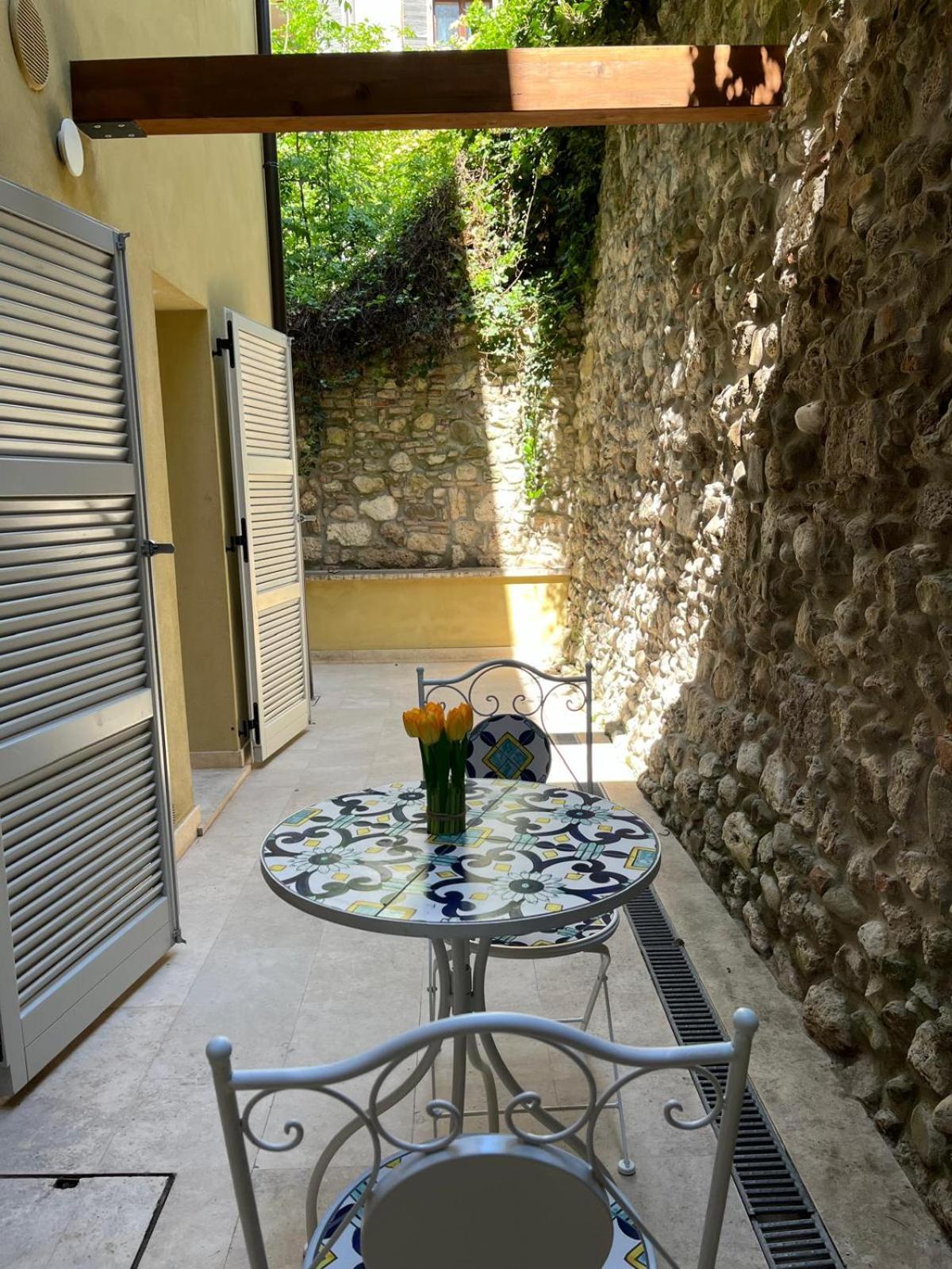 Apartament Charme In Centro With Private Parking Ascoli Piceno Zewnętrze zdjęcie